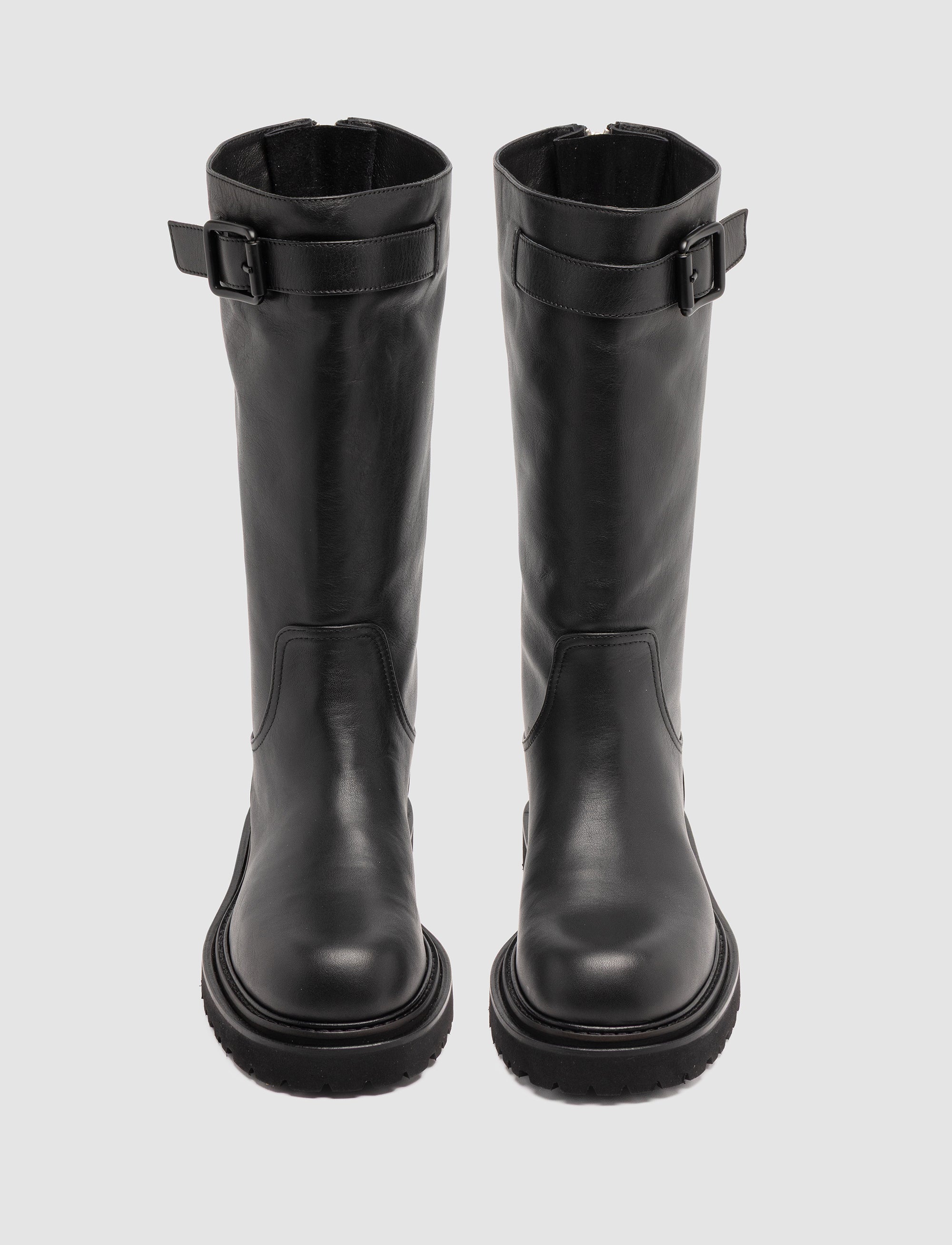 Beth 2323 Black Leather